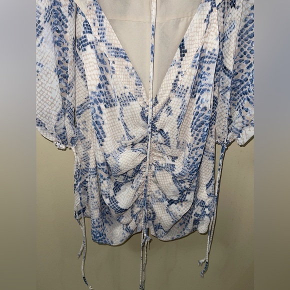 Olivaceous Blush Snake Cutout Dress Size Large - Picture 5 of 9